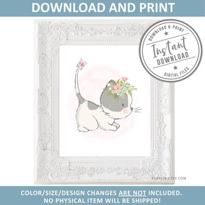 https://www.etsy.com/de/listing/621666604/printable-garderobe-katzen-drucke, Illustration, 4er Set, Tierschilder, Aquarell Kätzchen Schmetterling Blumen, Mädchen Poster, Geschenk Kinder, Wandkunst, DIGITAL Bild 2