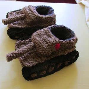 Tank slippers, crochet tank Slippers, panzer slippers, Panzer tank shoes, Funny Slippers, Crochet tank shoes, Sherman tank