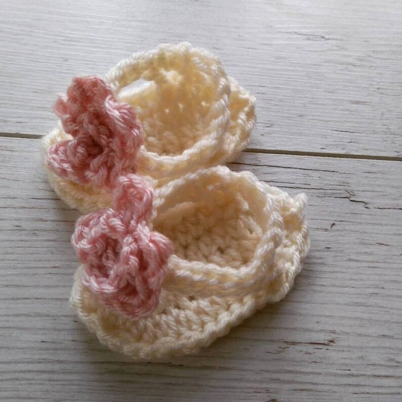 Crochet Baby Sandals, Baby Sandals, Handmade Crochet Baby Sandals, Barefoot sandals cream and dusty rose baby sandals image 1