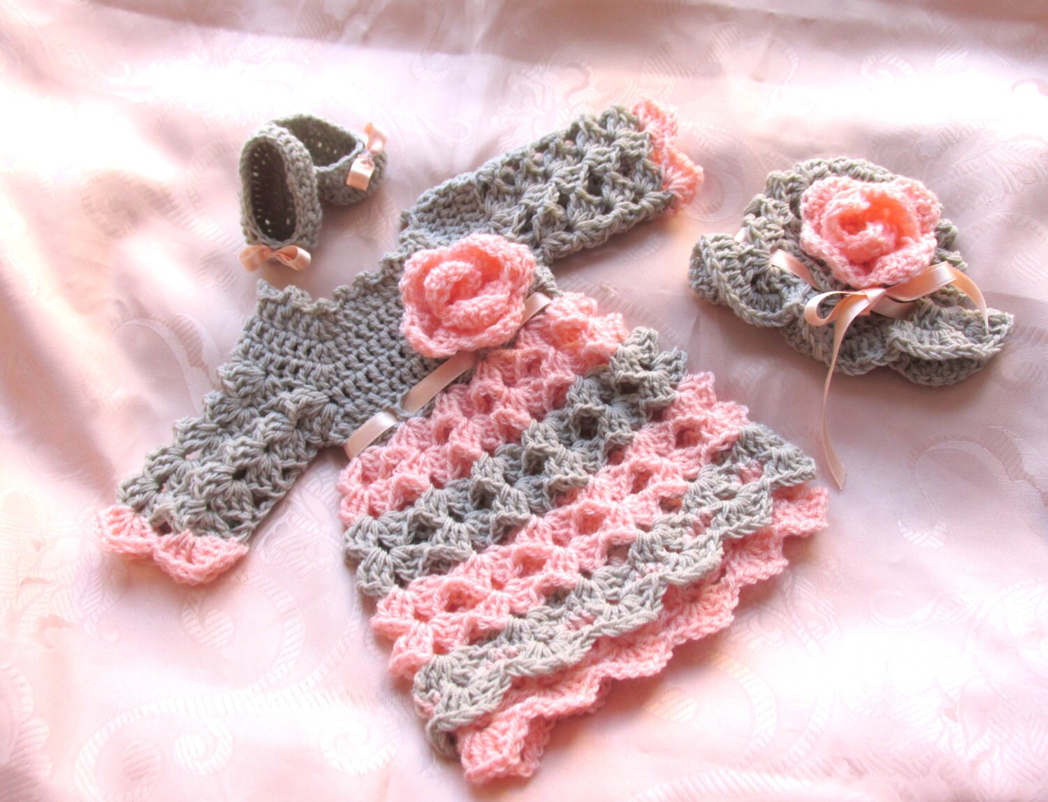 Newborn Girl Crochet Outfit in Grey and Peach Crochet Baby Etsy