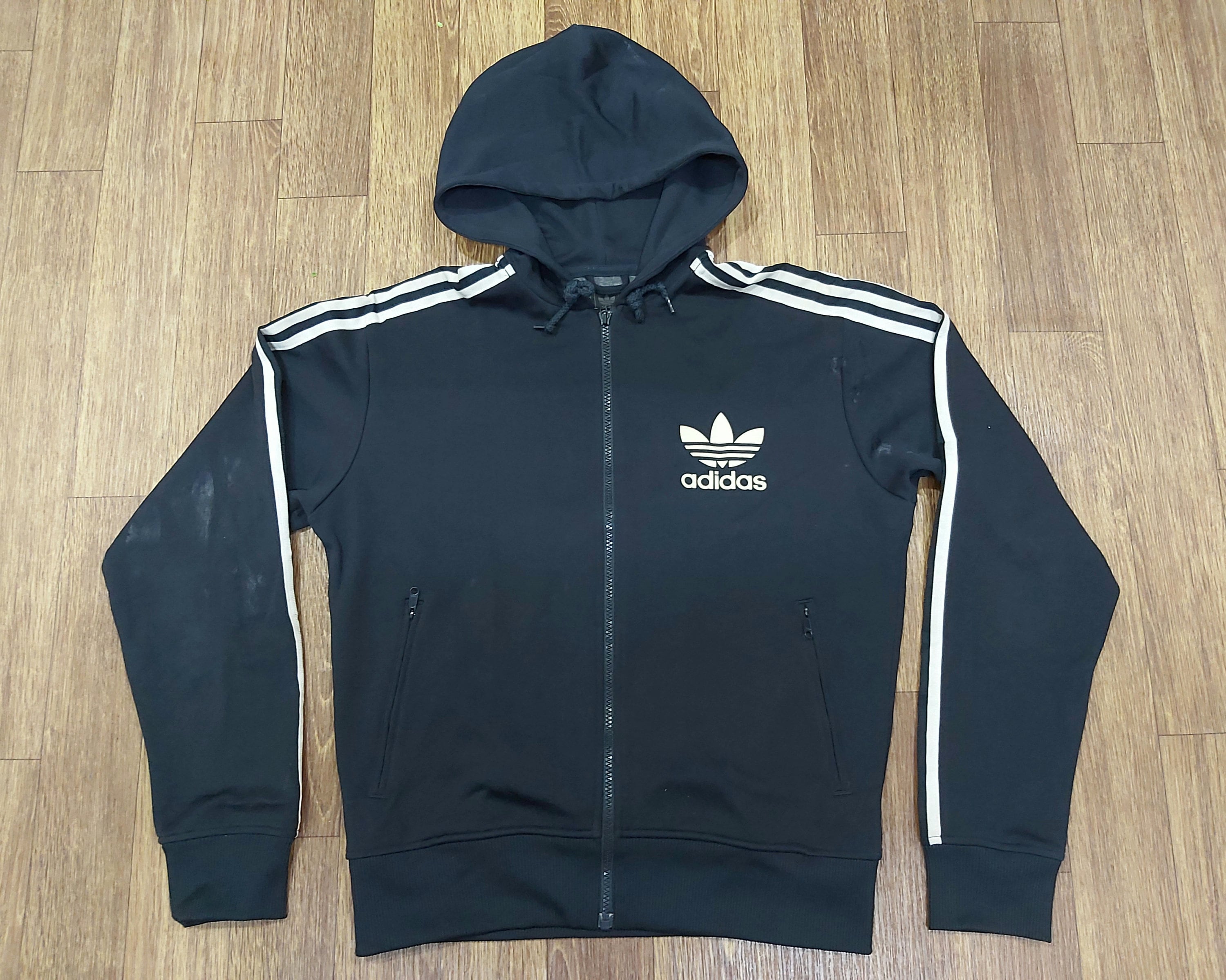 Vintage 90s ADIDAS Hoodie Sweater Training Windbreaker Vintage 90s ADIDAS Hoodie Sweater Training Windbreaker