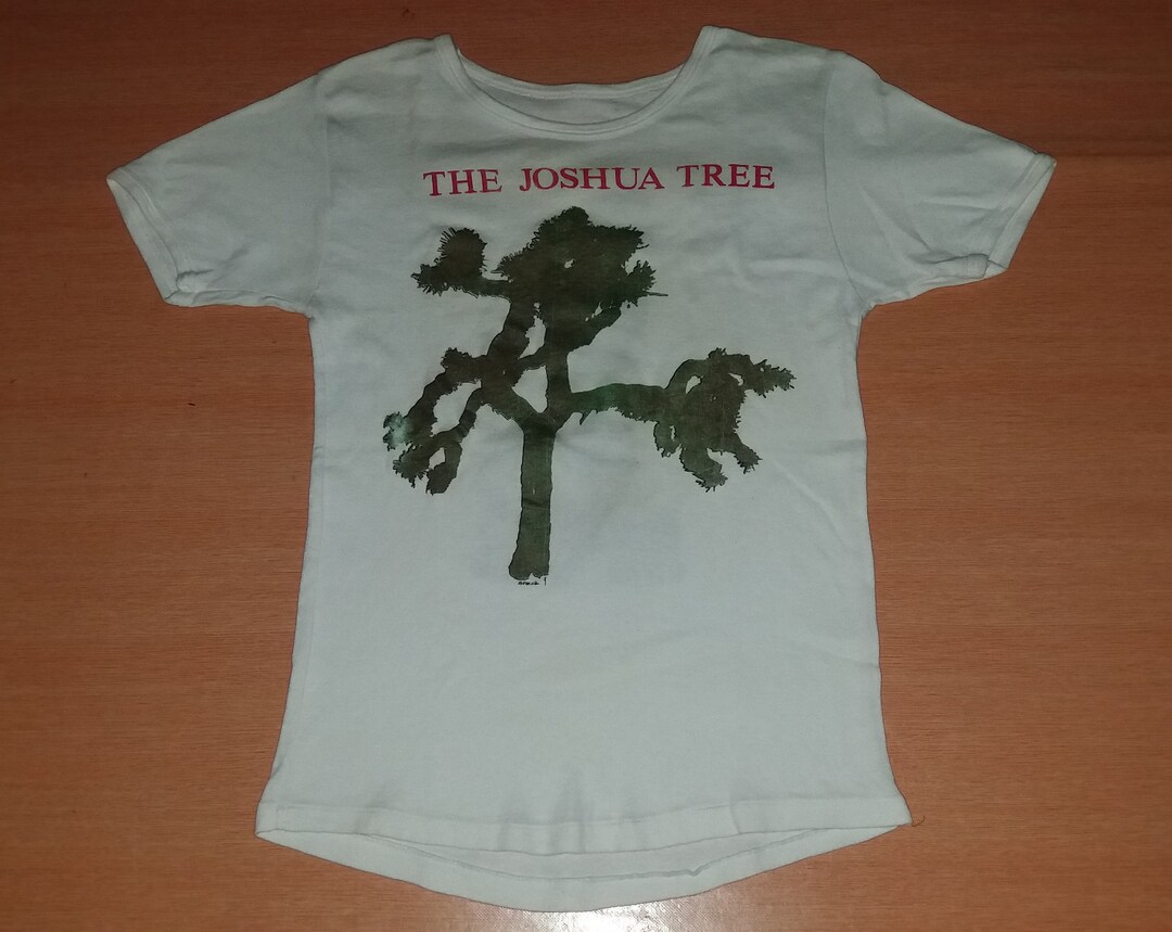 Vintage 1987 U2 the Joshua Tree Tour Concert Promo Album