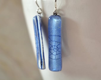 Boucles d'oreilles en coquillage en verre bleu, Barre longue pendante, Argent sterling, Cadeaux de l'océan pour les femmes