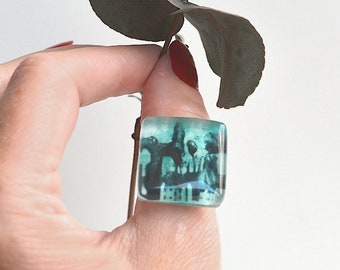 Smaragdgrüner chunky Glasring, coole moderne handgemachte Ringe verstellbare Größe für Frauen, nachhaltiges einzigartiges Geschenk für Freund, Geschenke unter 50