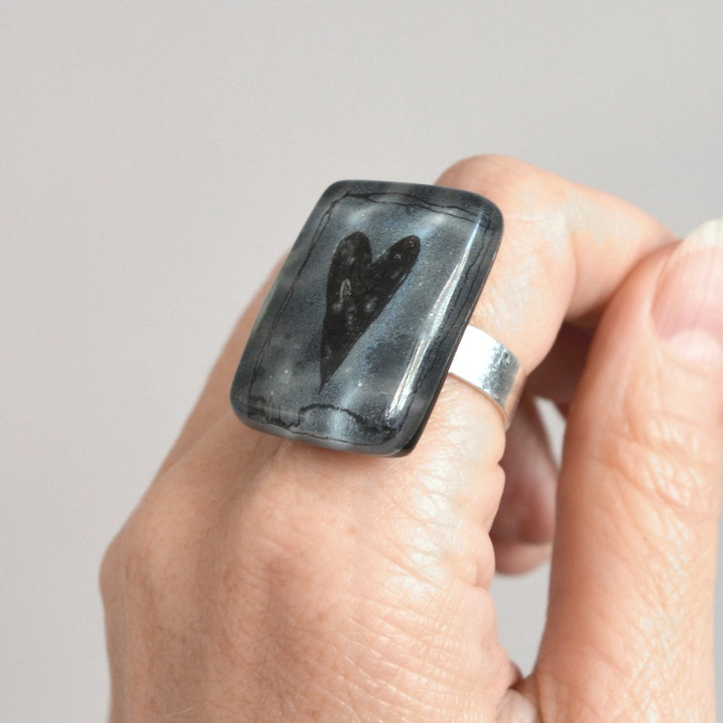 Oversized fun glass ring, Purple or black heart, Love jewelry, Rectangle ring for her, Mothers Day gifts under 50 image 6