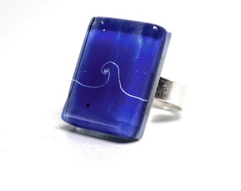 Royal blue ocean ring with wave, Chunky rectangle ring adjustable size, Nature jewelry, Beach lover gift for sister, Birthday gifts under 30