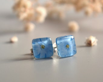 Blue flower earrings sterling silver and glass, Daisy stud earrings for women, Unique gift for mother