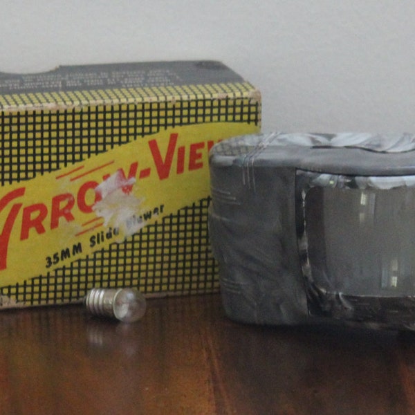 Vintage Arrow-View 35mm Self Illuminating Slide Viewer IN BOX