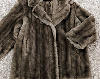 Black Faux Fur Jacket // A.P.F De Paris // Cotton/Acrylic // Size M // Made In France
