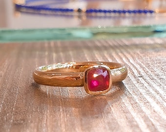 Ruby ring, rose gold ring, vintage ring, 750 rose gold, ruby gold ring, antique finish