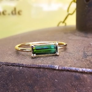 Tourmaline ring made of 14k gold | Green square tourmaline | Ring | Handmade in Berlin