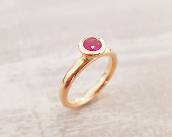Balance ring * Elegant gold ring made of 585 rose gold and a round faceted ruby