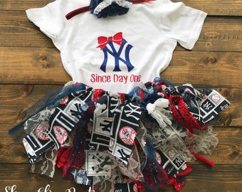 ny yankees baby girl clothes