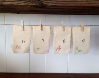 Christmas Advent Calendar Muslin Bag Favor Gift Hand Stamped Party Favor Vintage Numbers Holiday Decor Cloth Bags Glitter Clothespins Count