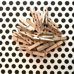 Clothespins 25 Bulk Natural Unfinished Wood Mini Clothes Pins Craft Supplies Wedding Home Decor Photo Holder Clip Baby Shower Decoration