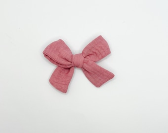 mauve hair bow, mauve bow, toddler hair bow, toddler, bow, spring hair bow, spring bow, pink hair bow, pink bow | Pasha Bow BLANCHE