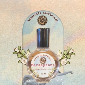 Persephone | Parfum Oil | Fresh Cut Flowers | Tuberose | Muguet | Jasmine | Rose | Green leaves | Peach | LunarLife Mythology Collection