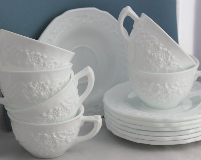 Vintage Milk Glass Tea Coffe Cups Set of Six With Extra Saucer Etsy