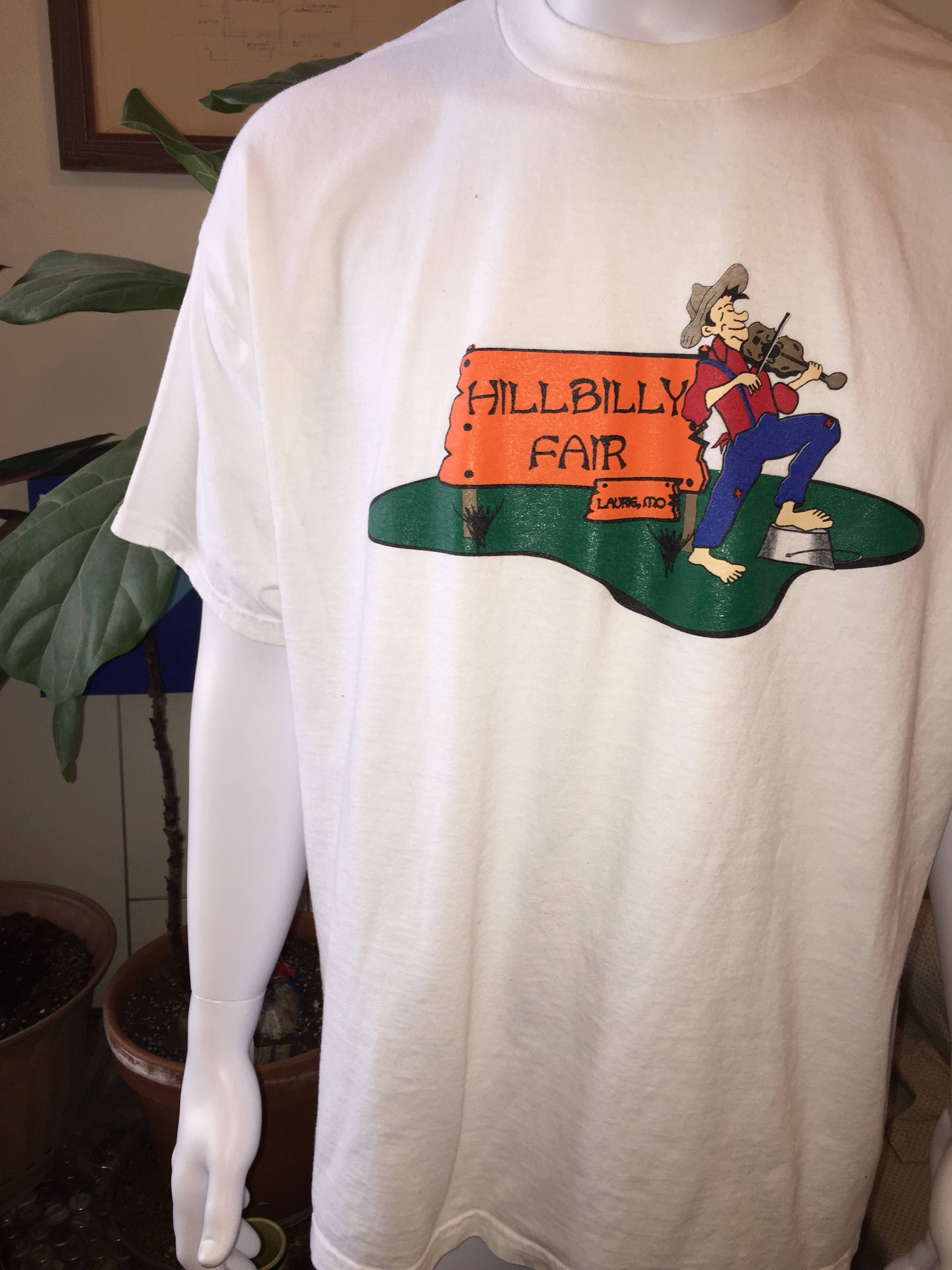 Hillbilly Fair Laurie MO XL 100 Cotton Tshirt Lake of the Etsy