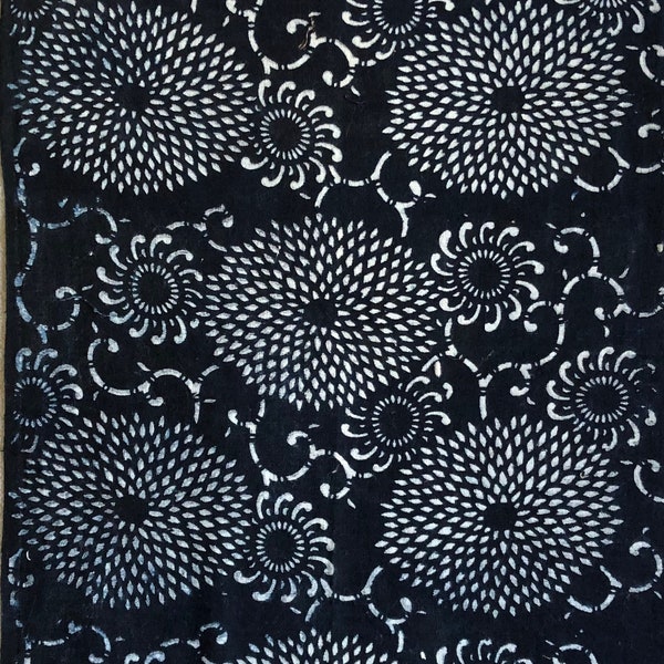 Katazome Boro Cotton Kimono Remnant. Japanese Antique Hand-Stenciled Indigo-dyed Folk Textile. Chrysanthemum Floral & Karakusa Grass Motifs