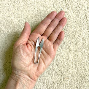 Japanese Mini Steel Thread Snippers with Case