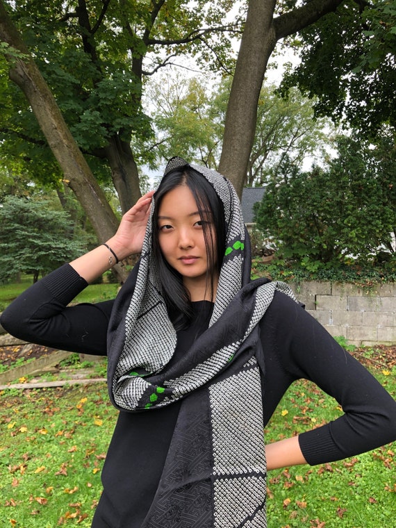 Extra Wide Black and Green Shibori on Jacquard Si… - image 3