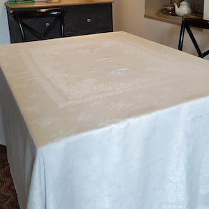 Antique French Damask Linen Tablecloth: Floral Monogram &#39;MC&#39; / &#39;CM&#39;, Chateau Find