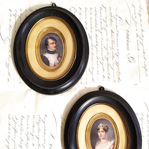 Paar antike gerahmte Miniaturporträts von Napoleon und Josephine - Chateau Chic, französische Dekoration, Napoleon und Josephine Porträts