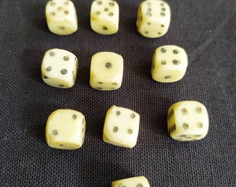 Created /& Produced by MacGregor Historic Games Bone Nightmare Six-Sided Die Resin Six Sided Die