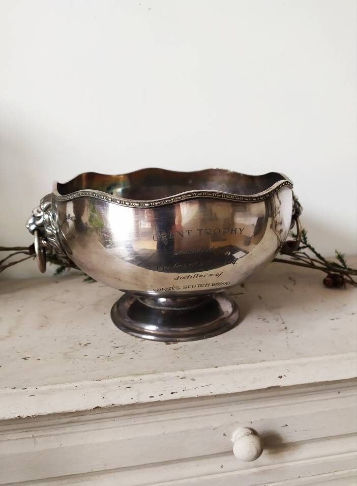 Bol de Trophée en Plaque d'argent Vintage Anglais Walker & Hall, Argenterie Anglaise, Grant's Whiske
