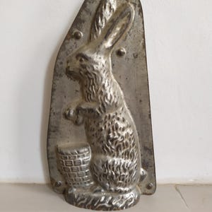 Vintage German Bunny Rabbit Chocolate Mold with Basket - Easter Decor