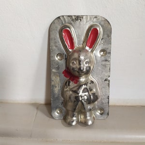 Vintage French Bunny Rabbit Chocolate Mold: 1940s Chocolatier Collectible