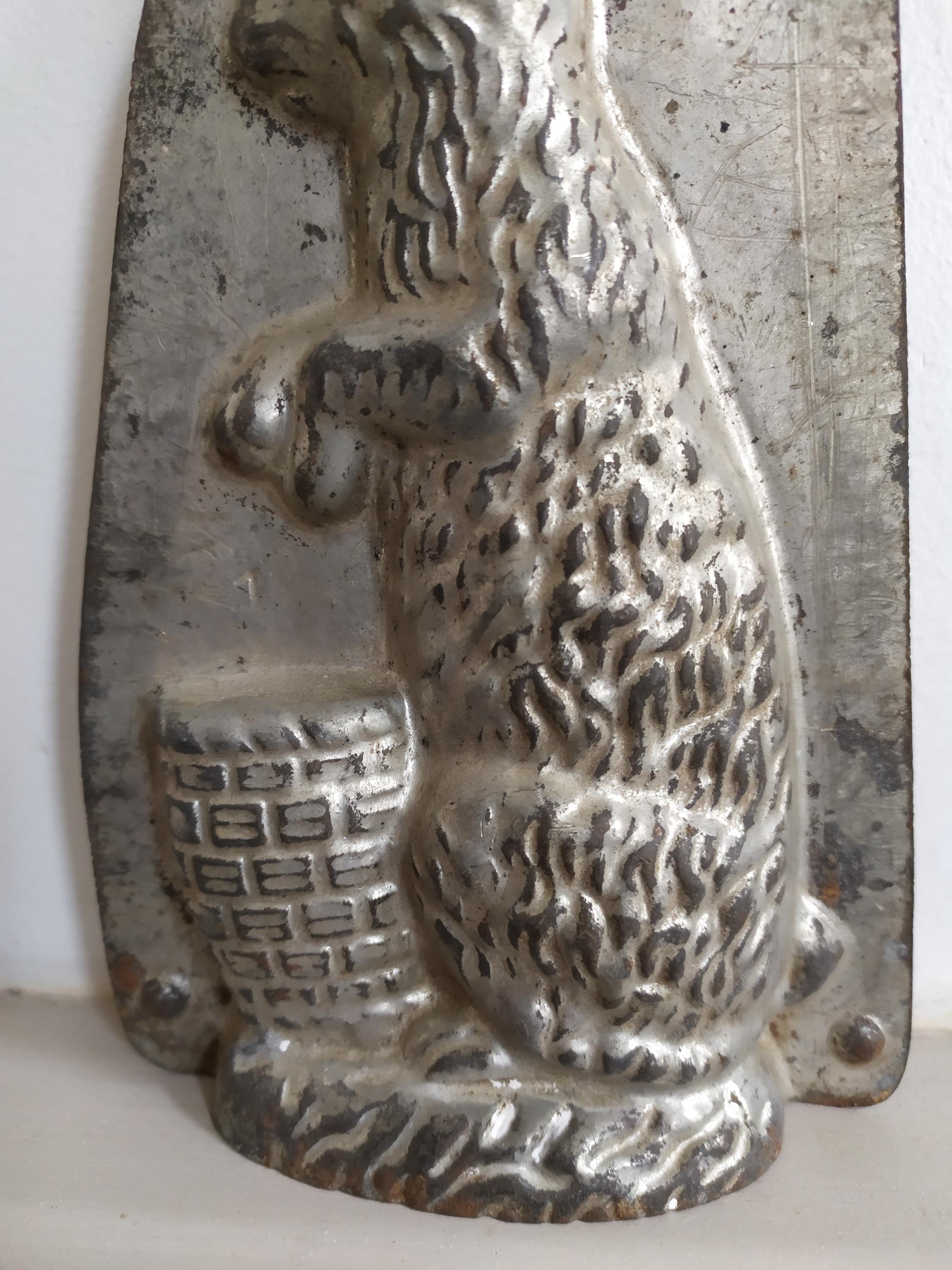 ドイツ　ヴィンテージ　チョコモールド　ウサギ　イースターバニー ヴィンテージドイツ製バニーウサギチョコレート型（バスケット