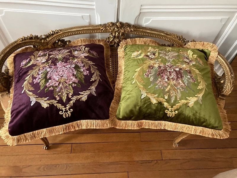 Superbe Housse de Coussin en Velours Vert Brodé, Boho Chic, Décor Baroque, Château Chic