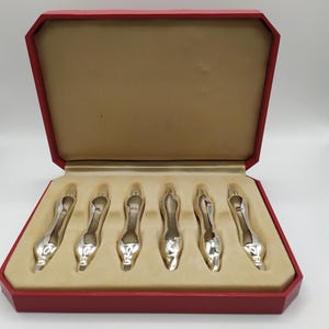 Boxed Set of Six Vintage  Silver Plated Art Deco Style Dolphin Head Knife Rests, Wedding or New Home / House Warming Gift