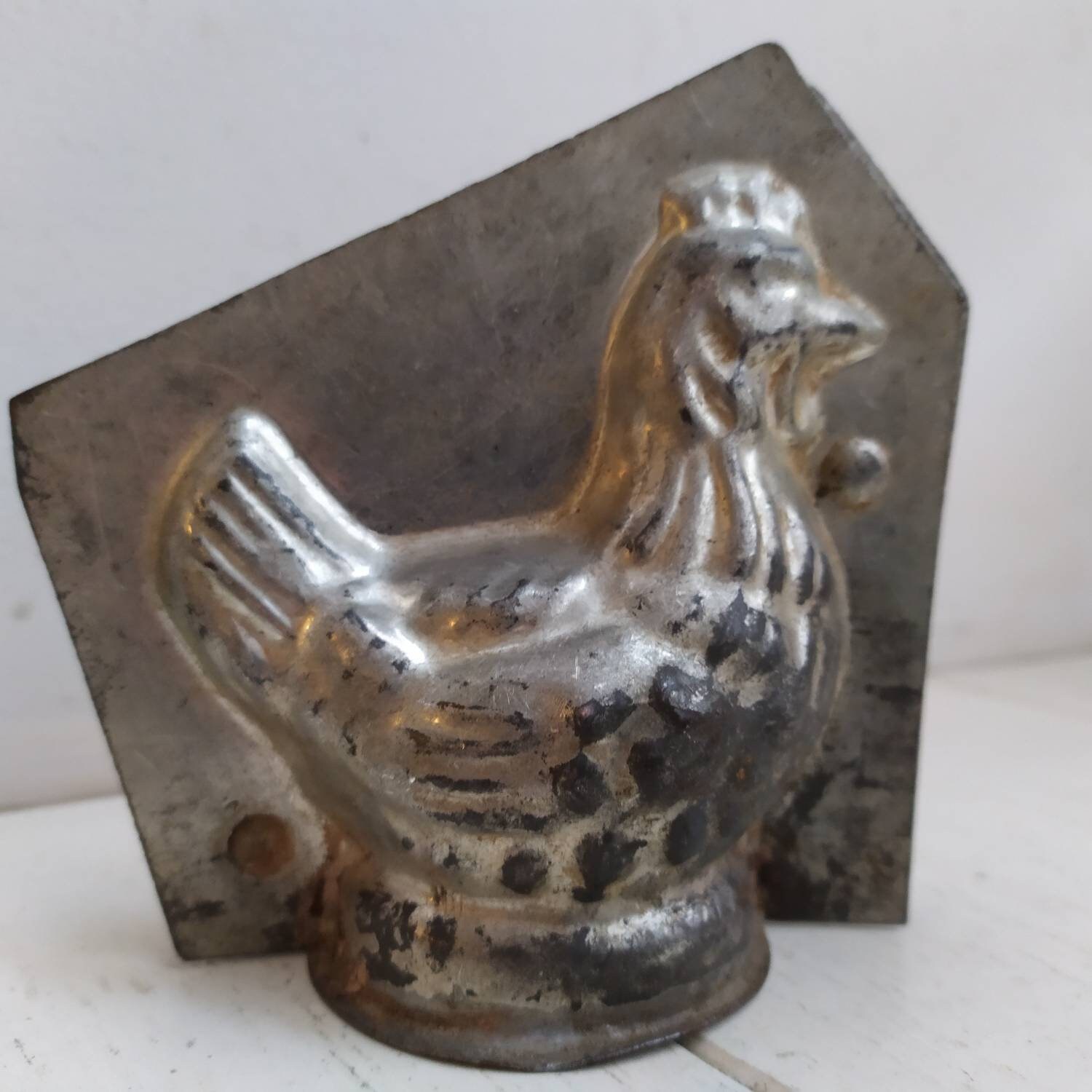 Vintage Français Hen Chicken 2 Part Chocolate Mold Moule 10 cms/4 ~ Metal Pâques Collectible Vintage