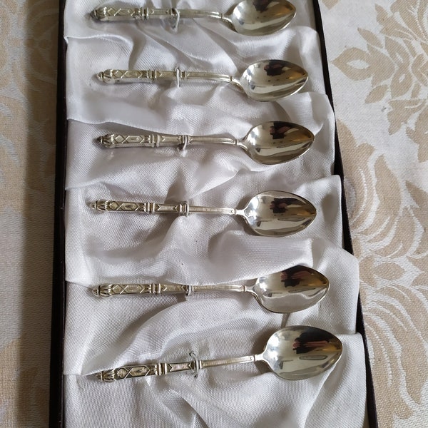 Coffret élégant et chic de 6 cuillères à thé en argent vintage jamais utilisées, article cadeau, argenterie vintage, heure du thé