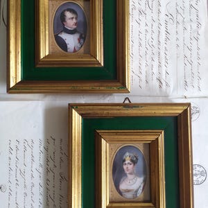 Paar antike gerahmte Miniaturporträts von Napoleon und Josephine - Chateau Chic, französische Dekoration, Napoleon und Josephine Porträts