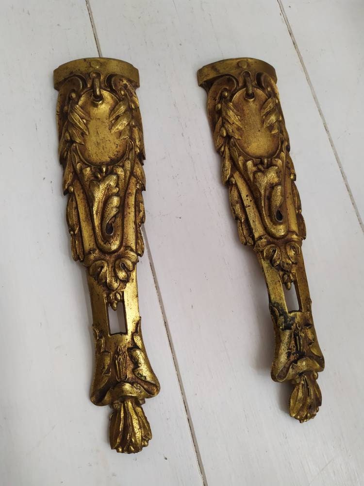 Antique Français Ormolu Laiton Décoratif Matériel Classique Fin Des Années 1800 Deux Pièces Assortie