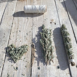 Wraps Taos à la sauge, bâtonnets de maculage biologique de 4 po. : issus de pratiques régénératrices. Emballé avec de la corde de chanvre et de l&#39;amour - Artemisia tridentata