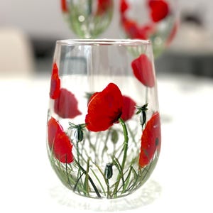 Hand painted stemless wine glass | Poppies painted glass | Floral wine glasses | Gift for woman | Wine gift | Mother's Day gift | Poppies