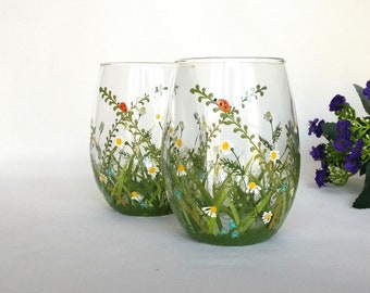 Daisy Stemless Wine Glasses, Hand Painted Wine Glasses, Gift Idea, Christmas Gift, Birthday Gift, For Mom, For Her, Kitchen Decor, Set of 2