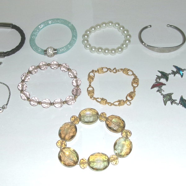 Womens bracelets Fashion Costume Jewelry Lot - Size 7 - Stretch Beads, Leather, Swarovski, Glass - 9 piece set