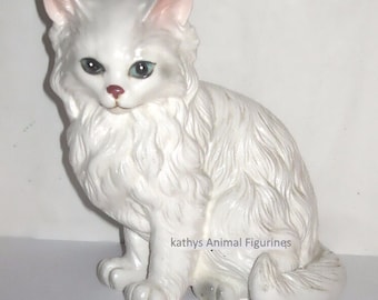 Lefton China Cat H1514 White Persian Sitting Ceramic Animal Figurine Fluffy Blue Eyes