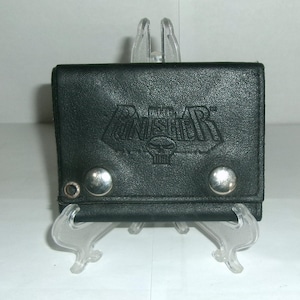 Vintage USA Marvel The Punisher Mens Leather Chain Wallet Black with 3 pockets and Bill Slot Snap Closure
