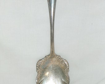 Wm A Rogers A1 Silverplate Scallop Serving Spoon Bead Handle - Unknown Pattern  Kitchen Dining