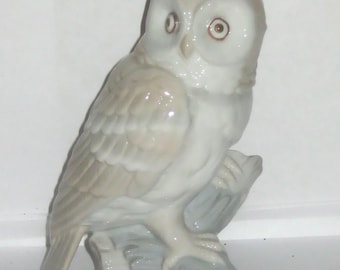 Owl Bird George Good Taiwan Porcelain Ceramic Barn Animal Figurine Beige Pastel on a Perch