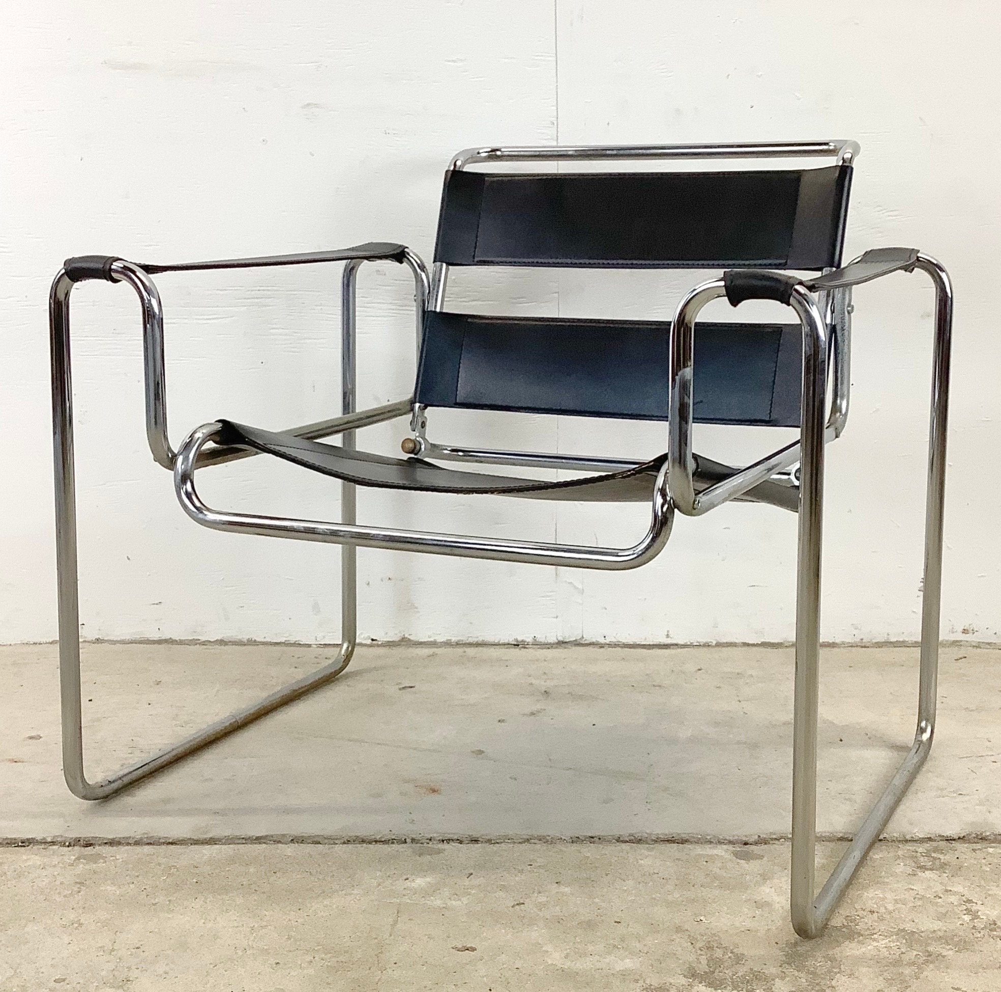 Wassily chair second hand hot sale