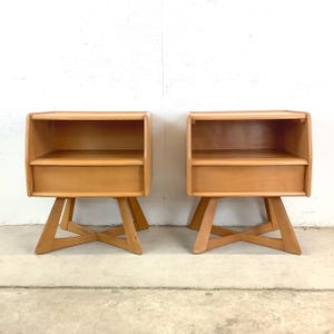Heywood-Wakefield Sculptura Nightstands- a pair