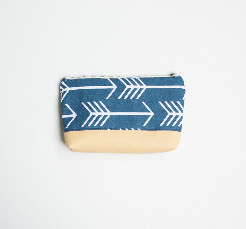 Womens Clutch Purse Vegan Handbag Travel Makeup Bag SALE Blue Arrows Zipper Pouch